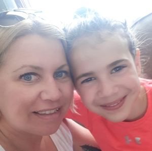 Meet your Posher, Stacy